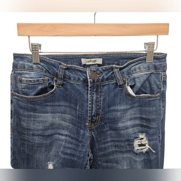 Refuge Distressed Skinny Jeans Medium Dark Wash Size 8 Blue Denim Ripped - Picture 2 of 15